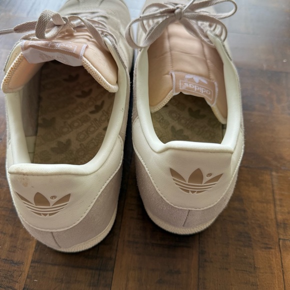 Adidas Men's Gazelle Sneakers Size 13 - Picture 2 of 10